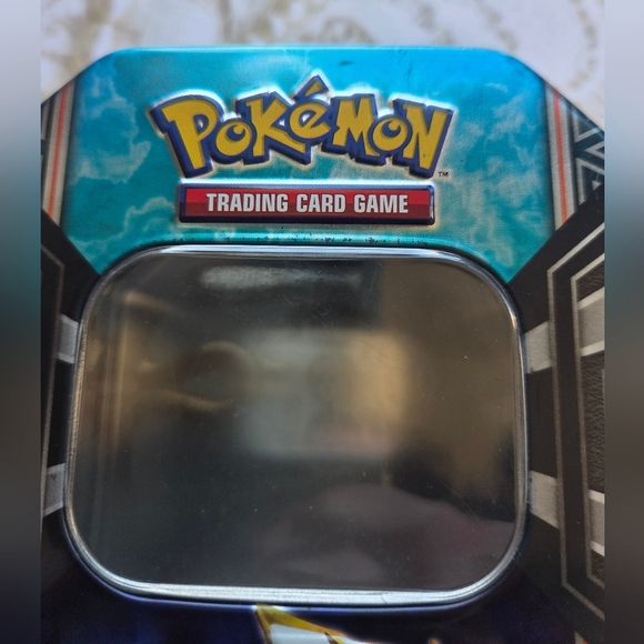 Pokémon TCG : Legends of Alola Solgaleo GX Collector Tin 2017 - Picture 5 of 13